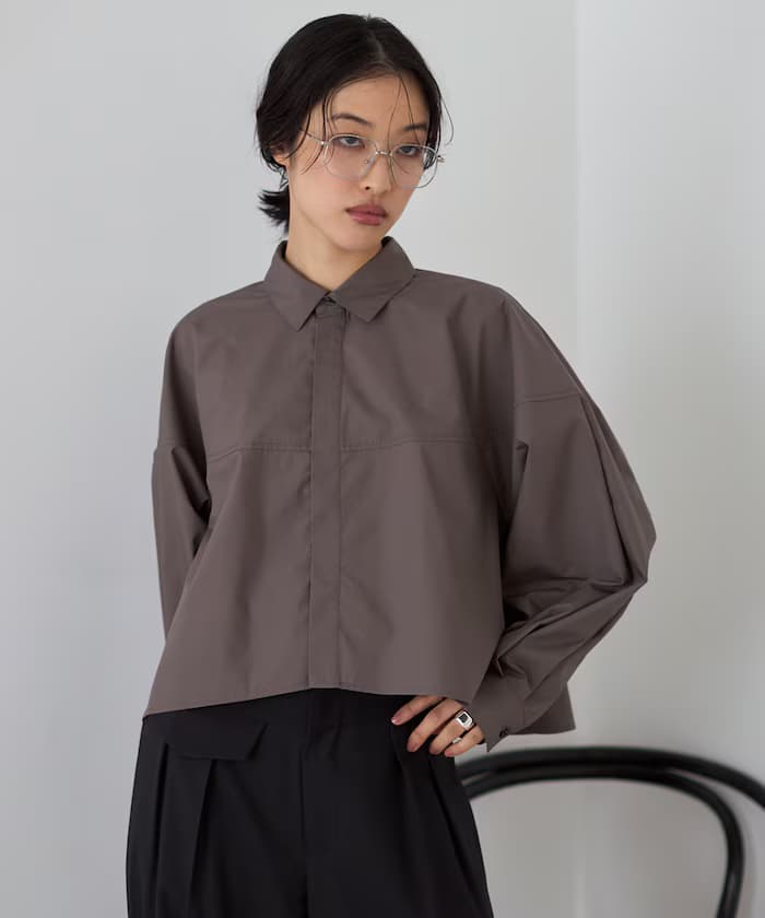 【3月11日12:00發售】切替設計短版罩衫