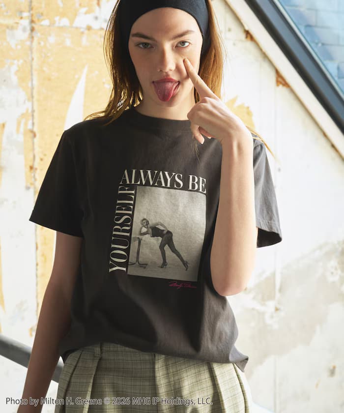 瑪麗蓮夢露短版袖黑白相片T恤