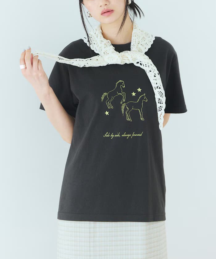 舒適版 馬匹印花 圓領 T恤