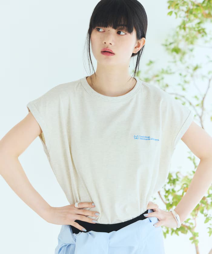 基本款 LOGO 法式袖 T恤