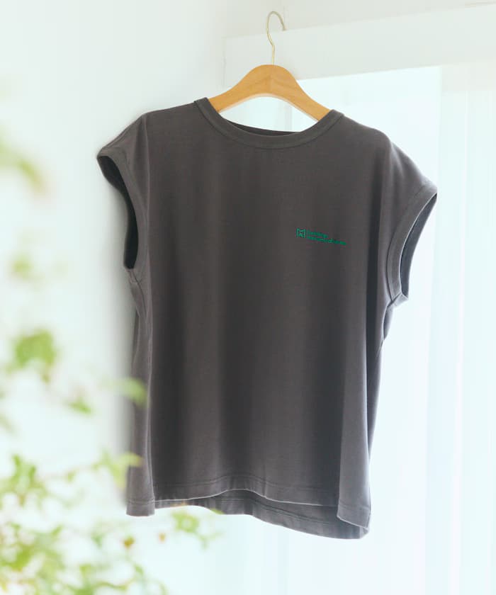 基本款 LOGO 法式袖 T恤