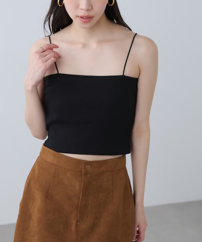 內襯短版細肩帶背心