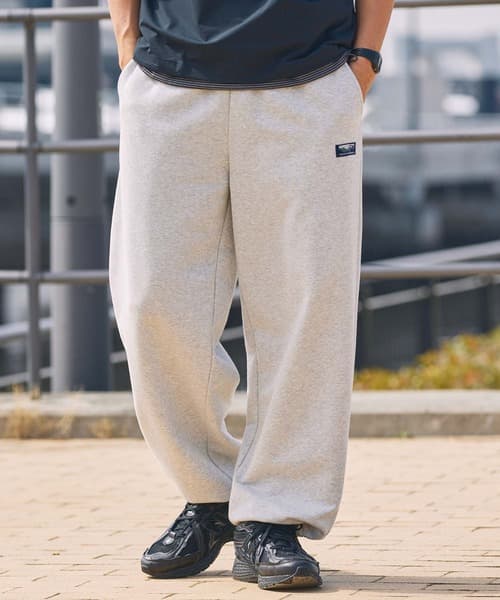 アッシュグレー