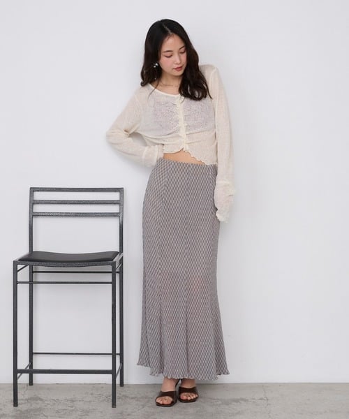 103315847b_b_20_500.jpg