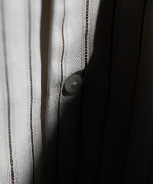 103626912b_b_29_500.jpg