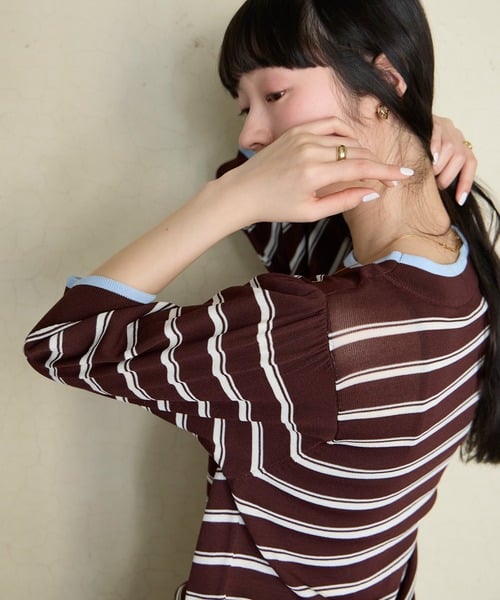 104370870b_b_47_500.jpg