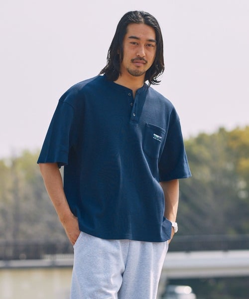 104767912b_b_191_500.jpg