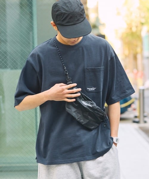 ネイビー