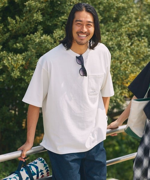 104998241b_b_12_500.jpg
