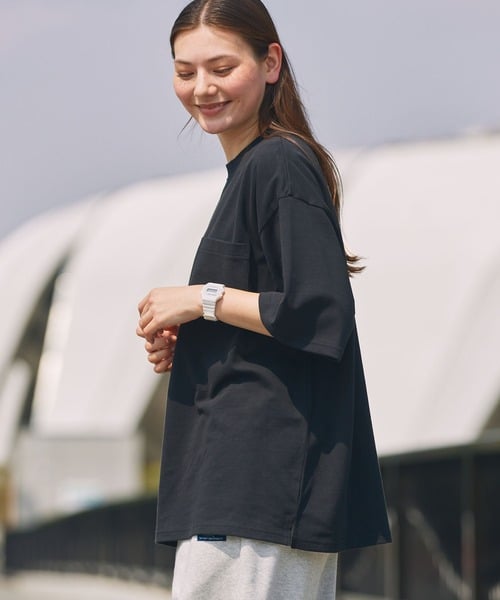 104998241b_b_60_500.jpg