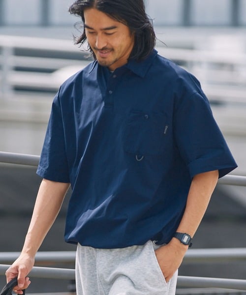 ネイビー