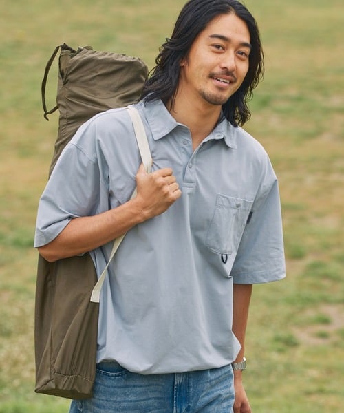 ライトグレー
