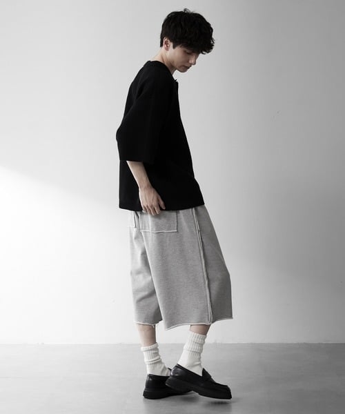 105042751b_b_26_500.jpg