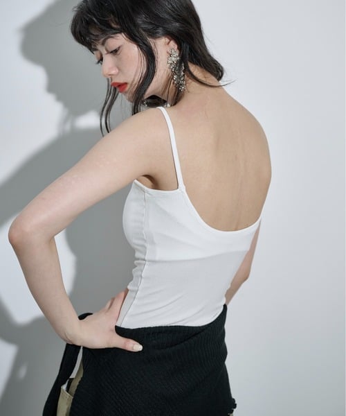 106291875b_b_42_500.jpg