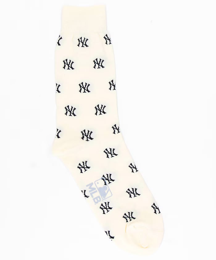 ホワイト