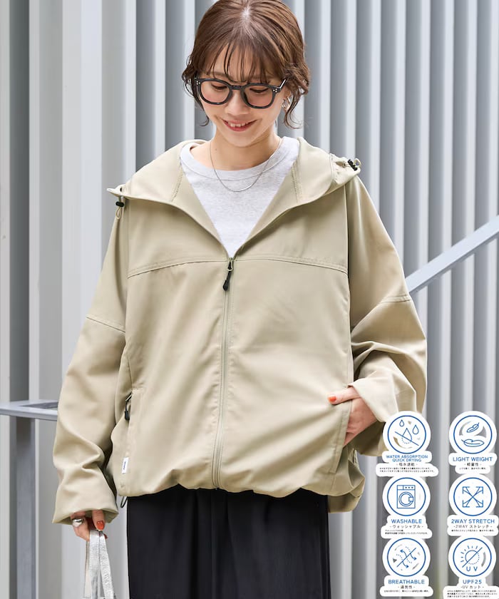 ベージュ