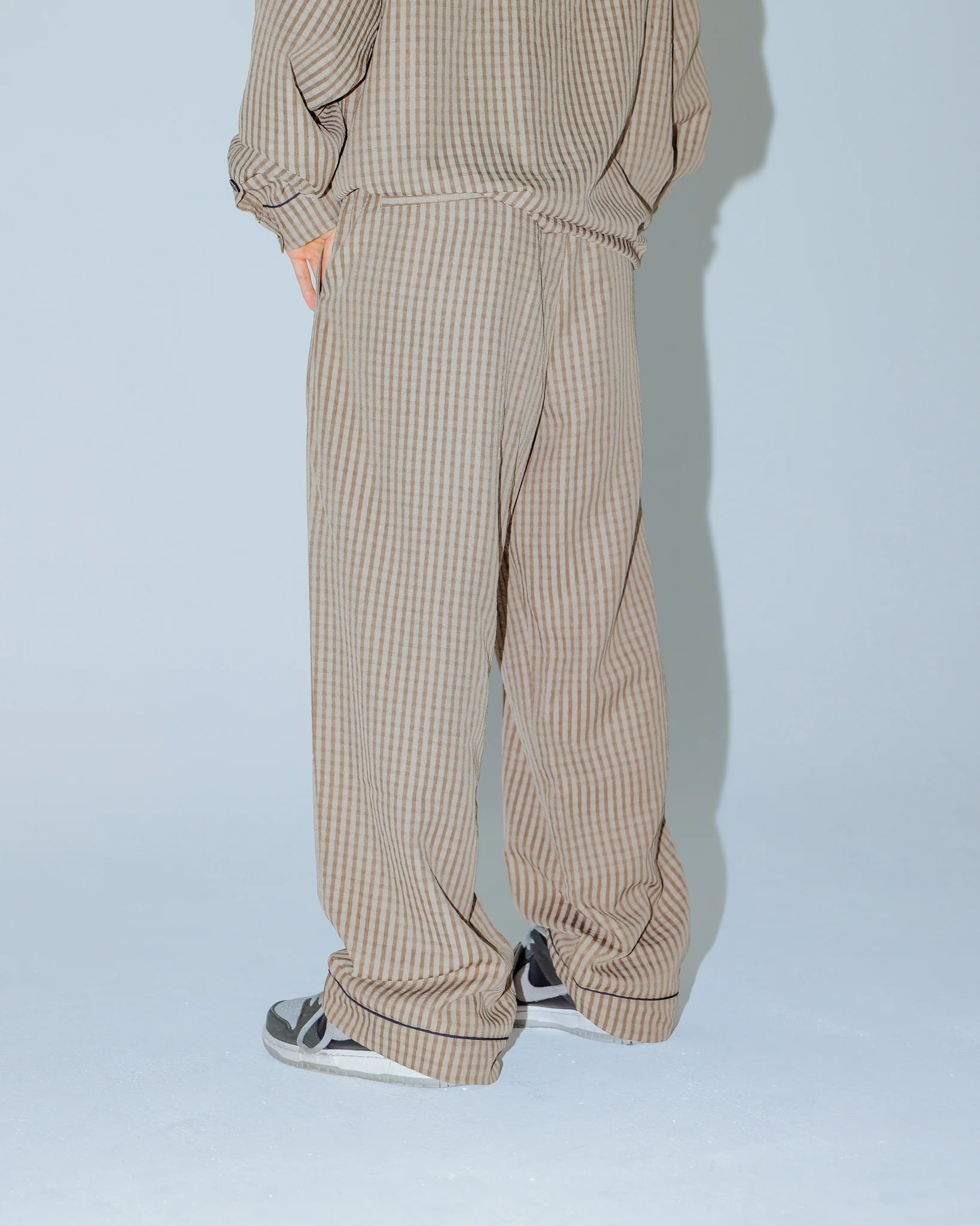 LOUNGE STRIPE PANTS - 2512119_OP01592.jpg