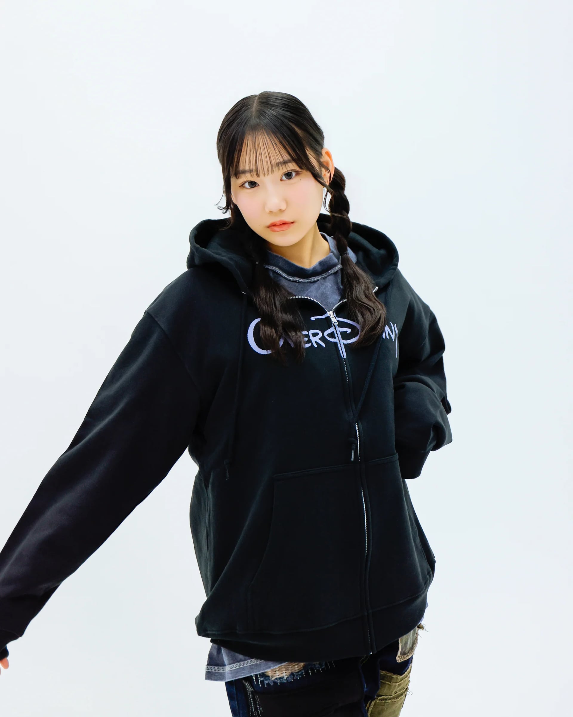 WONDER Zip Hoodie - 2512119_OP02445.jpg