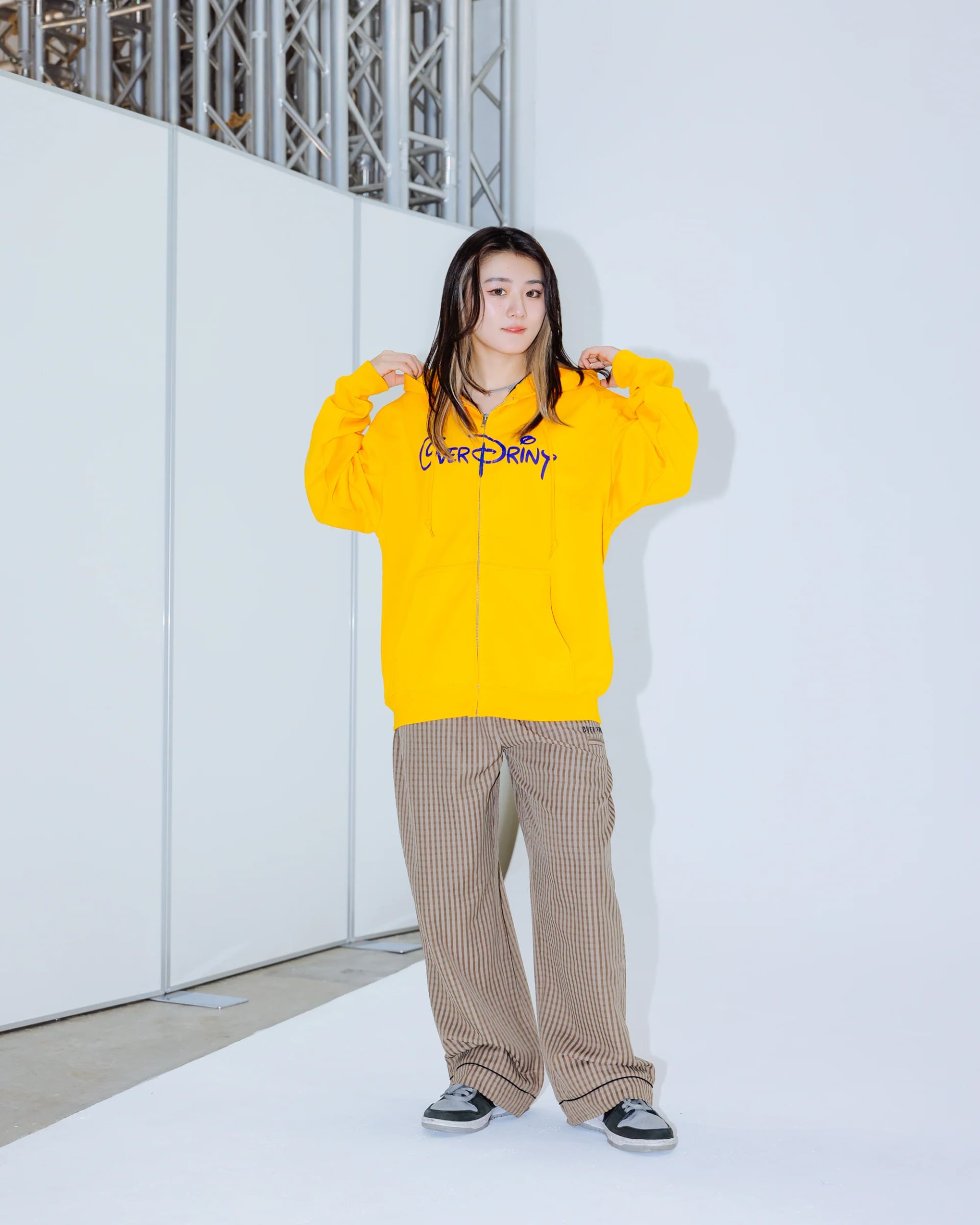 WONDER Zip Hoodie - 2512119_OP04033.jpg