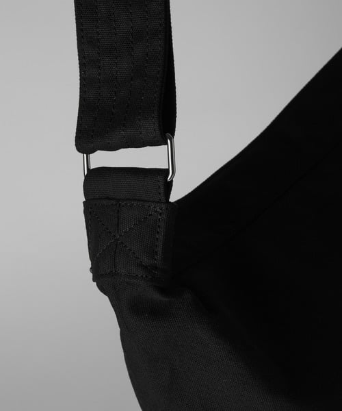 71313839b_b_136_500.jpg