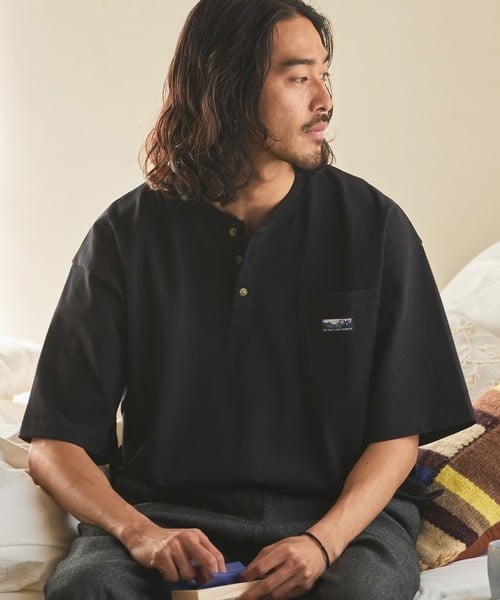 ブラック