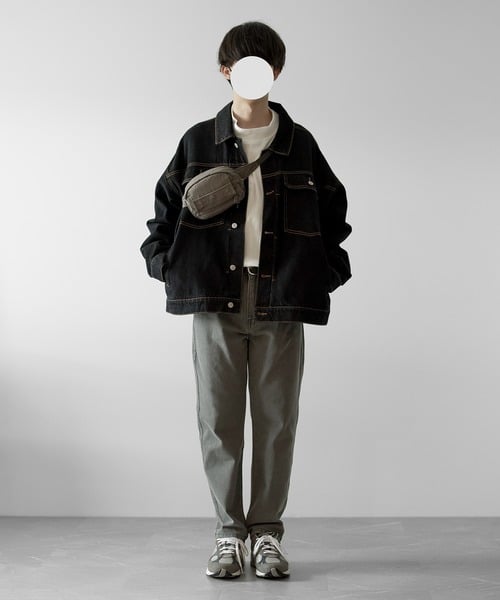 76277939b_b_100_500.jpg