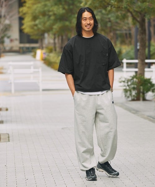 84076423b_b_286_500.jpg
