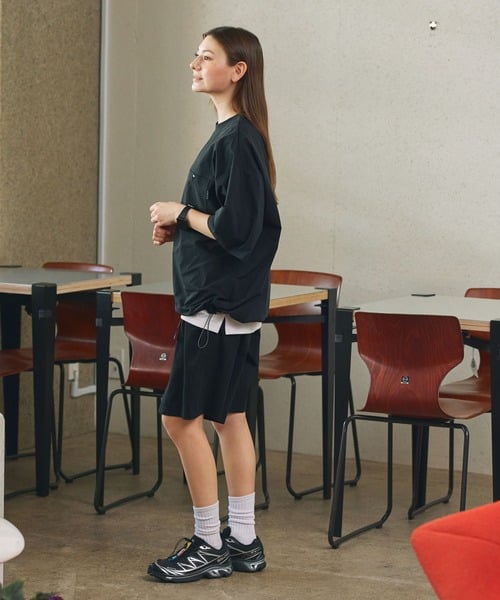 84076425b_b_211_500.jpg