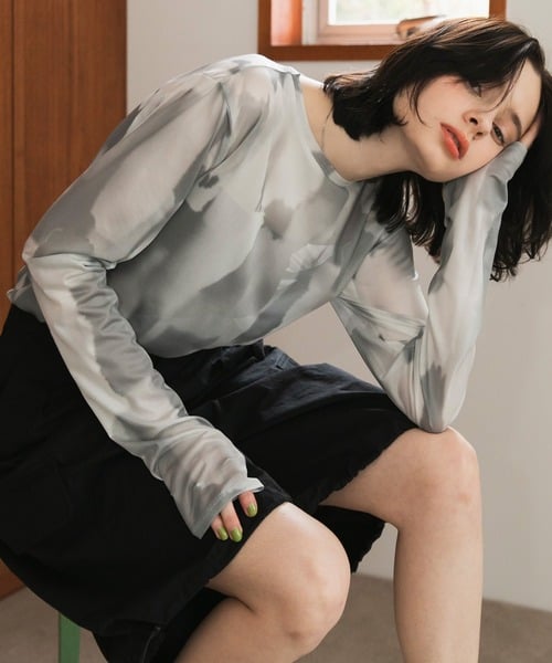 87925995b_b_156_500.jpg