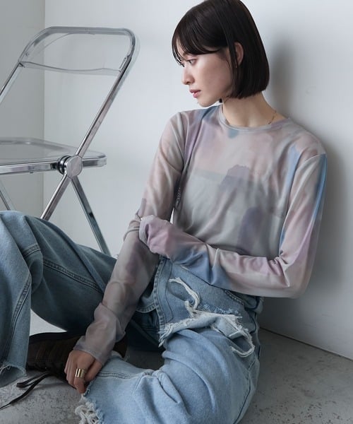 87925995b_b_71_500.jpg