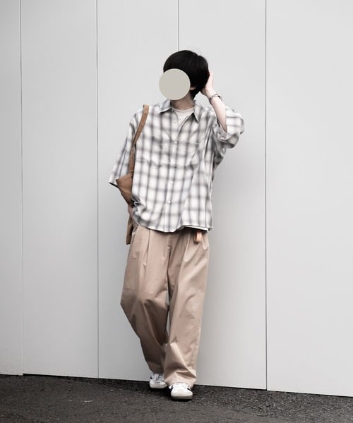 92467009b_b_50_500.jpg
