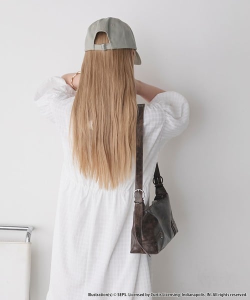 94787974b_b_17_500.jpg
