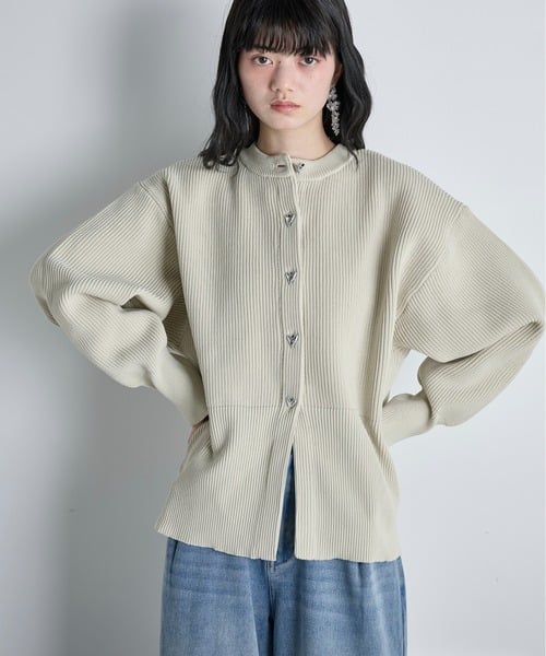 96959629b_b_77_500.jpg