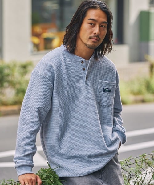 アッシュグレー
