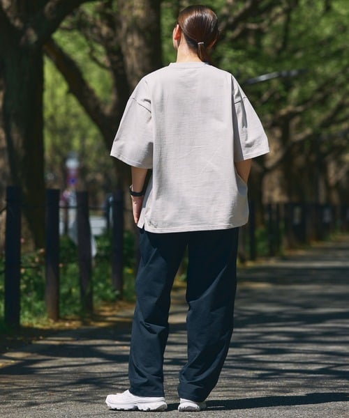 97633692b_b_99_500.jpg