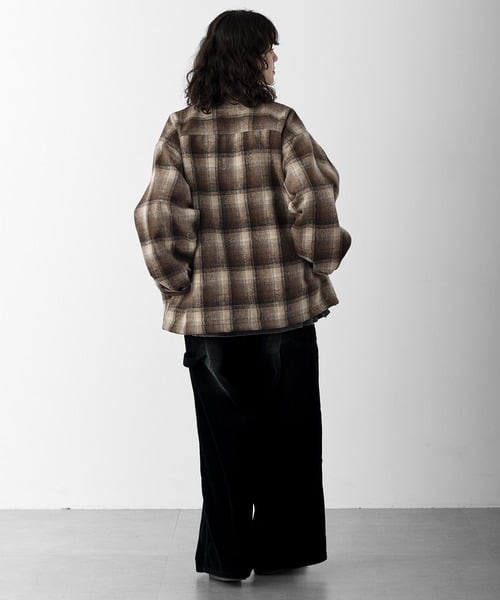 97703107b_b_46_500.jpg