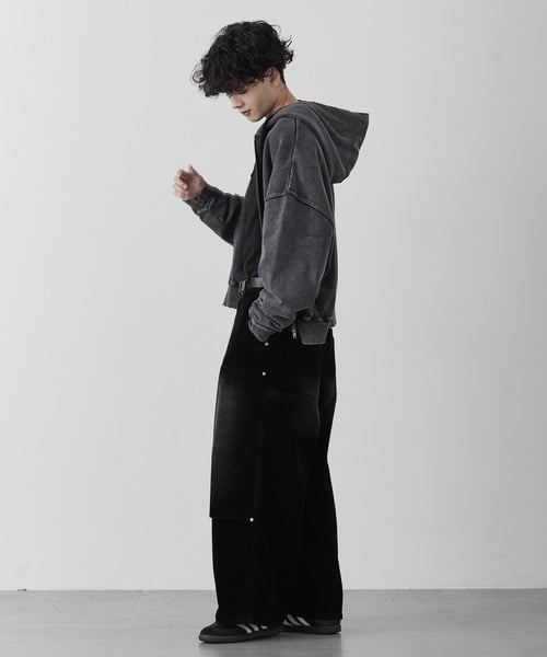97703111b_b_49_500.jpg