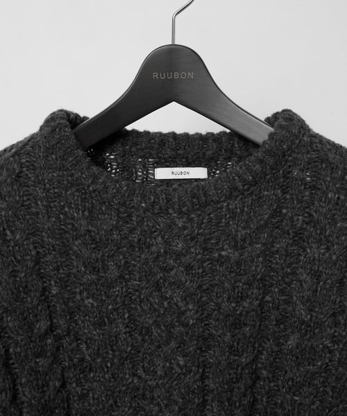 98104898b_b_100_500.jpg