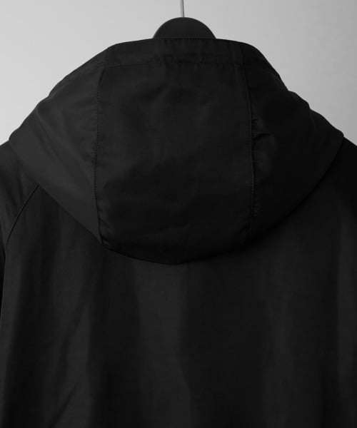 98578573b_b_12_500.jpg