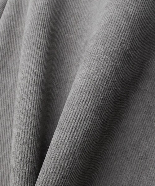98578574b_b_29_500.jpg
