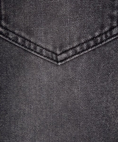 98909525b_b_31_500.jpg