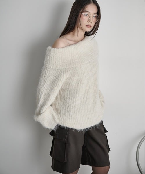 99618836b_b_19_500.jpg