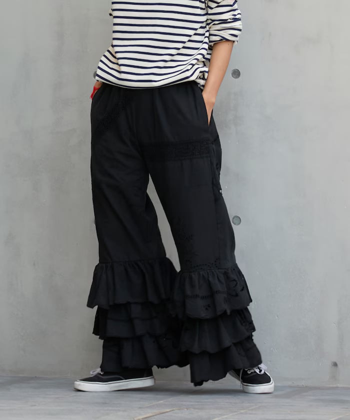 item69605487deb40.jpg