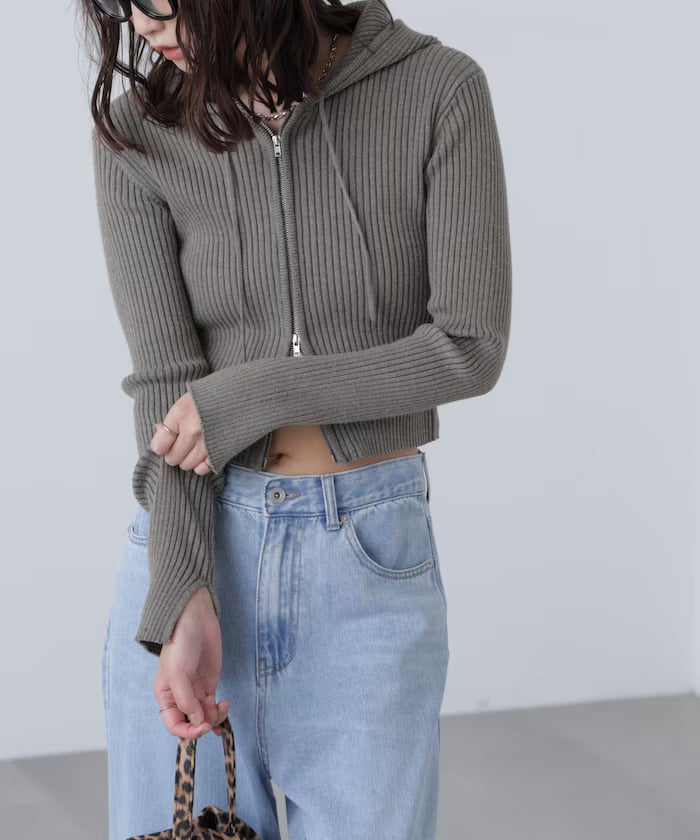 item69a14e1a5ba1c.jpg