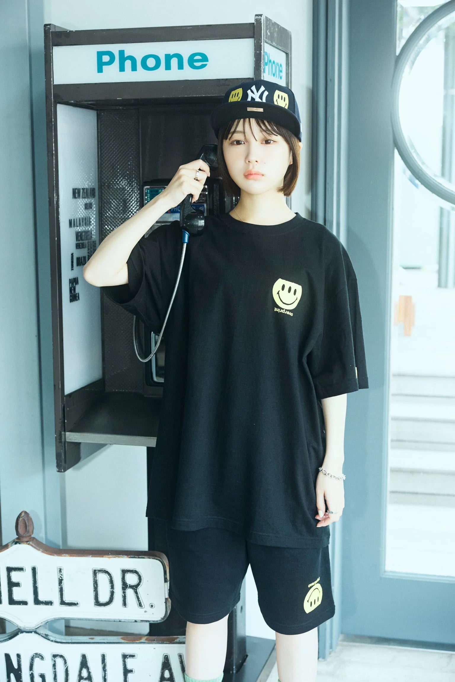 ICONIC Half Pants - 0B018199-CB15-4E10-94E5-25343CDF0BB5_fa74068a-e7f8-410c-bf43-2cd129aa0f81.jpg