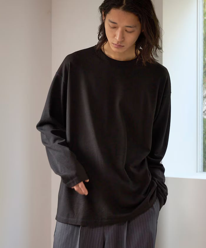 ブラック