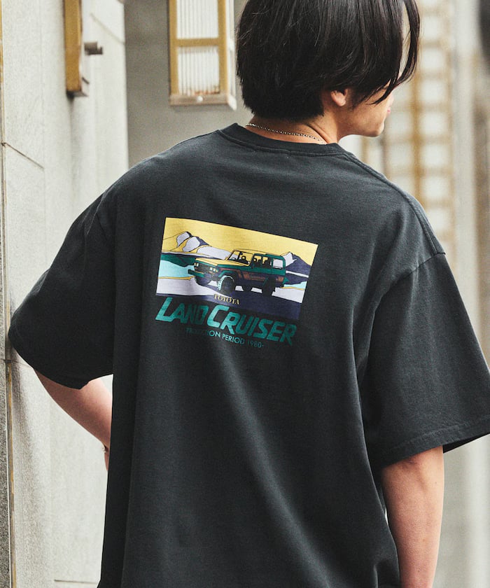 ブラック