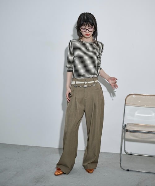 106319887b_b_35_500.jpg