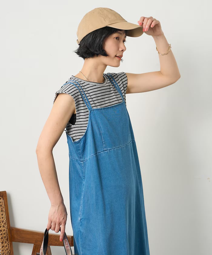 ブルー
