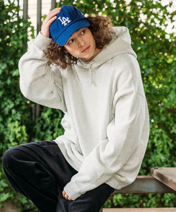 アッシュグレー